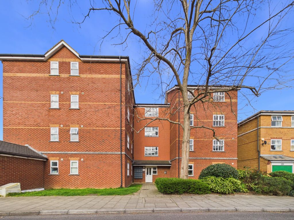 Property photo 1 of 8