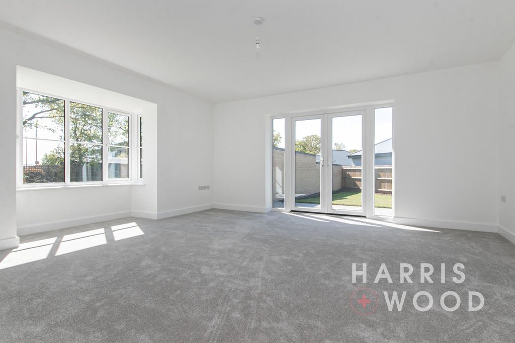 Property photo 3 of 45 4164784