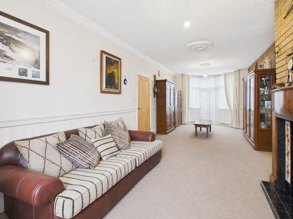 Property photo 3 of 43 235Garyedit5