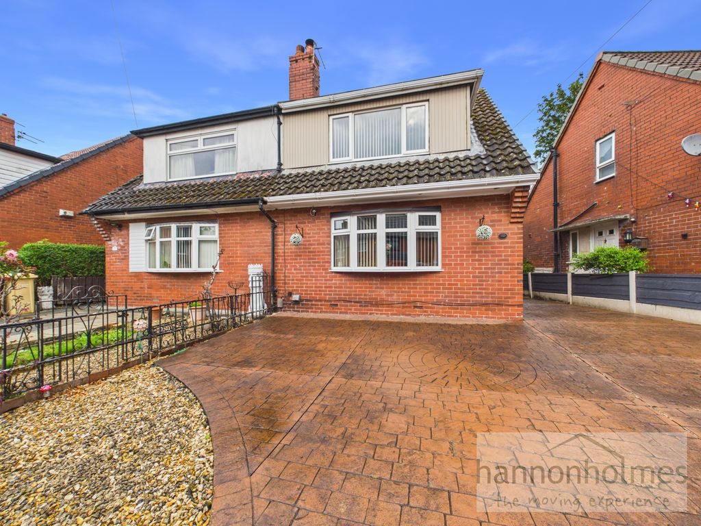 Property photo 1 of 23 Cam05283G0-Pr0226-Still023