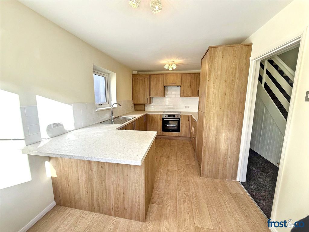 Property photo 3 of 13 Kitchen