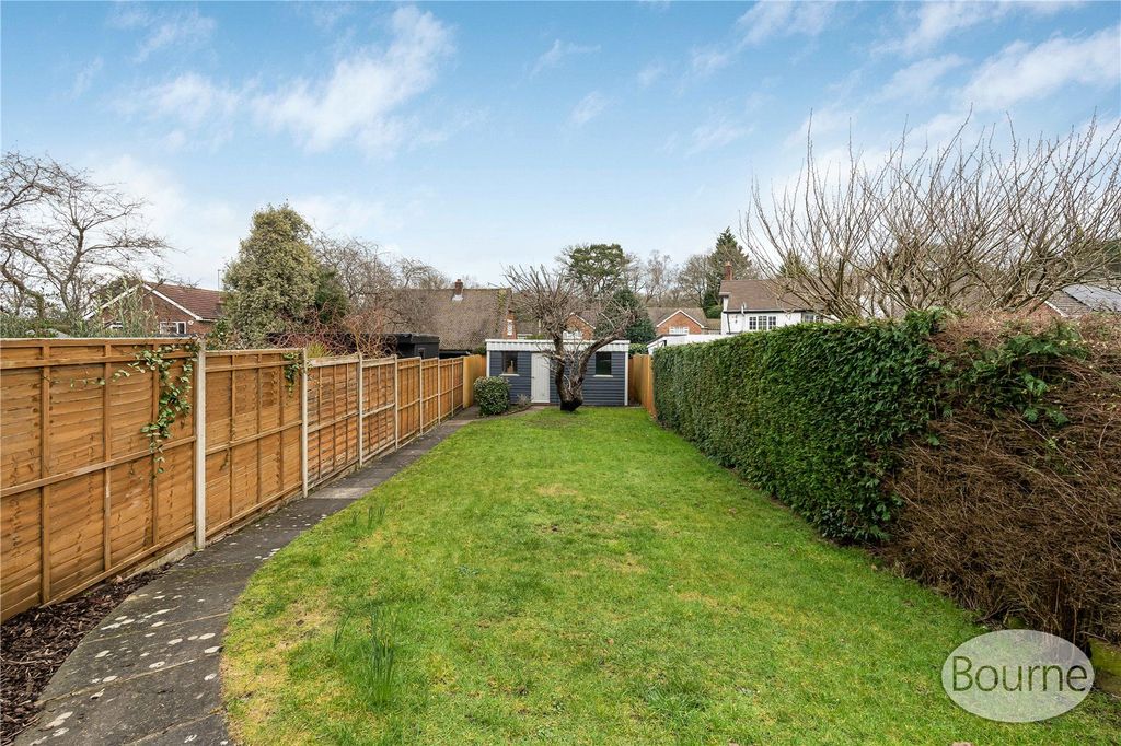 Property photo 2 of 27 Picture No. 28