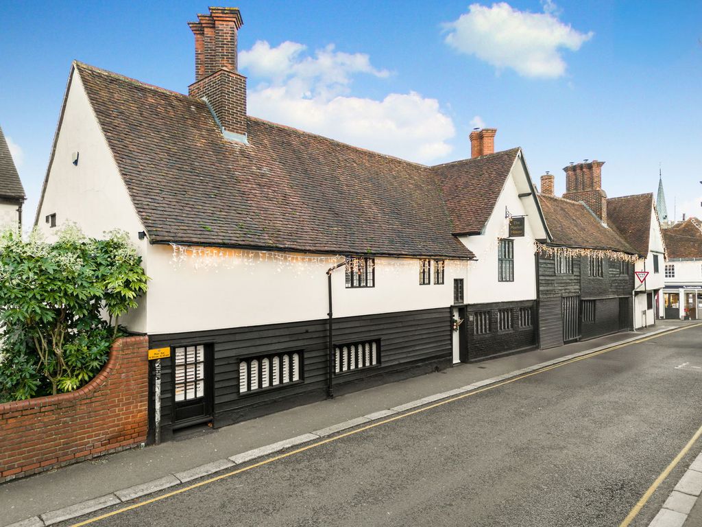 Property photo 3 of 28