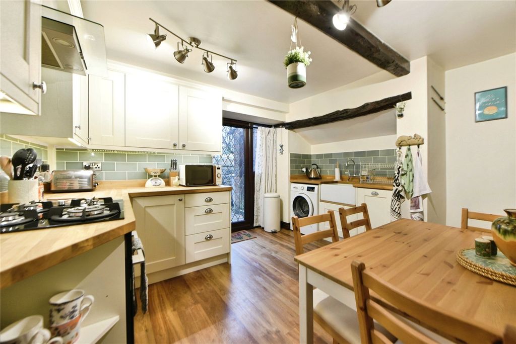 Property photo 2 of 13 Dining Kitchen