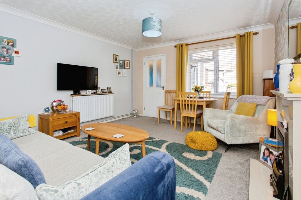 Property photo 3 of 20 Pbox-Img.Jpg