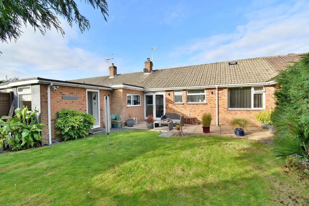 Property photo 2 of 13