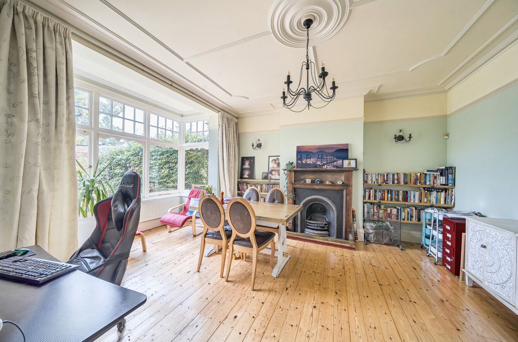 Property photo 2 of 22 1364094-11-68E6A0...