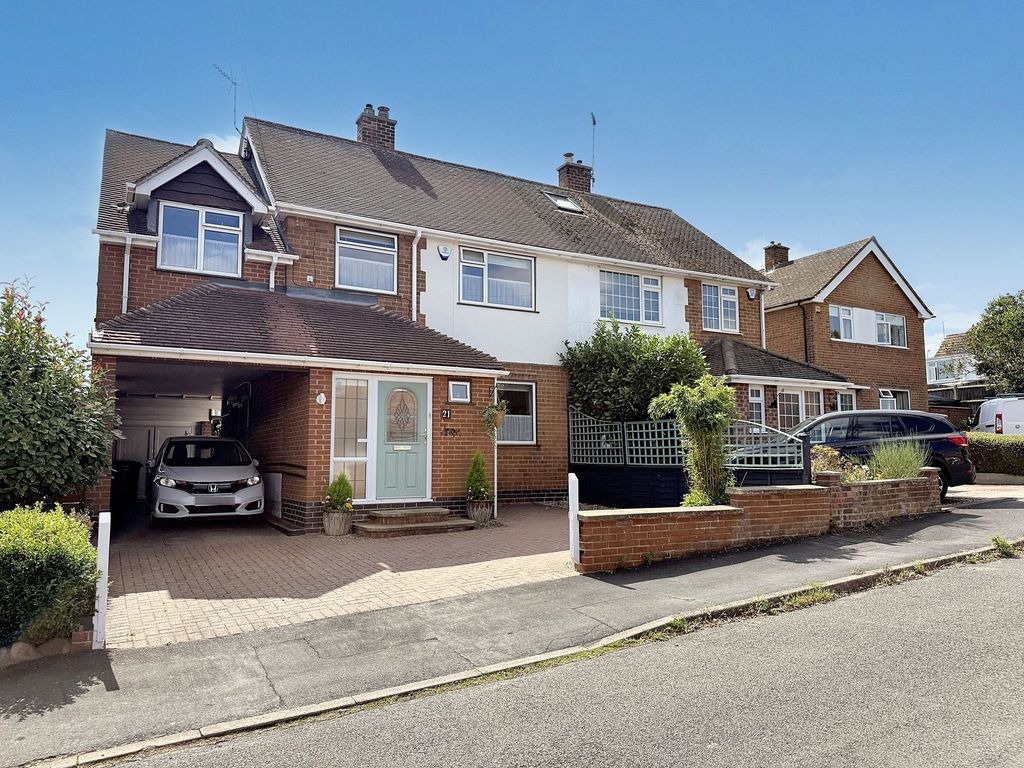 Property photo 1 of 37