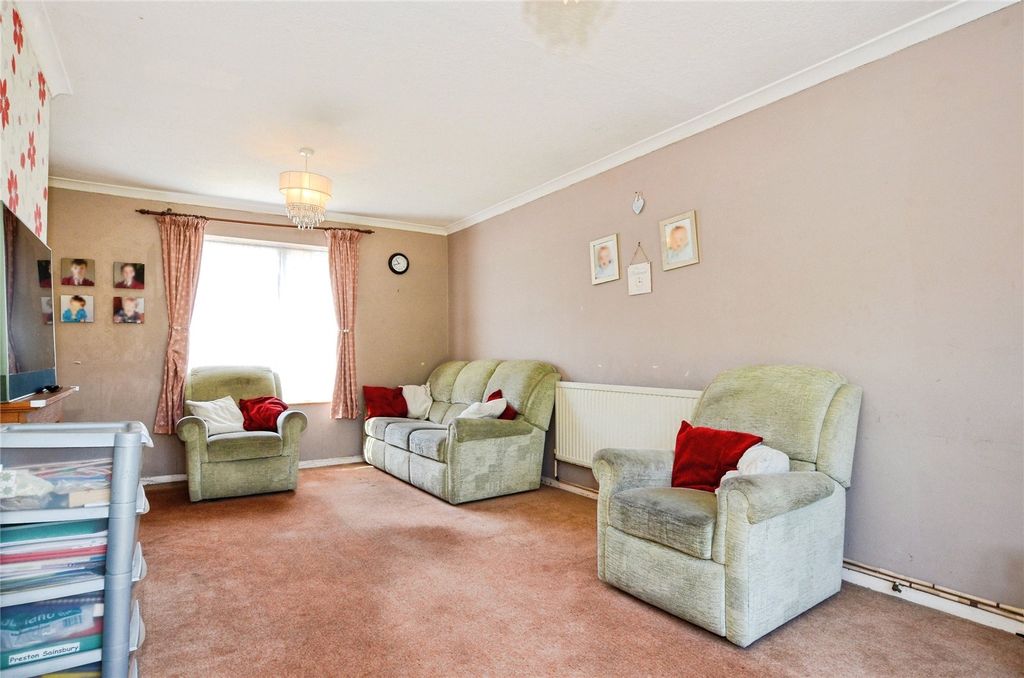 Property photo 3 of 15 Picture No. 33