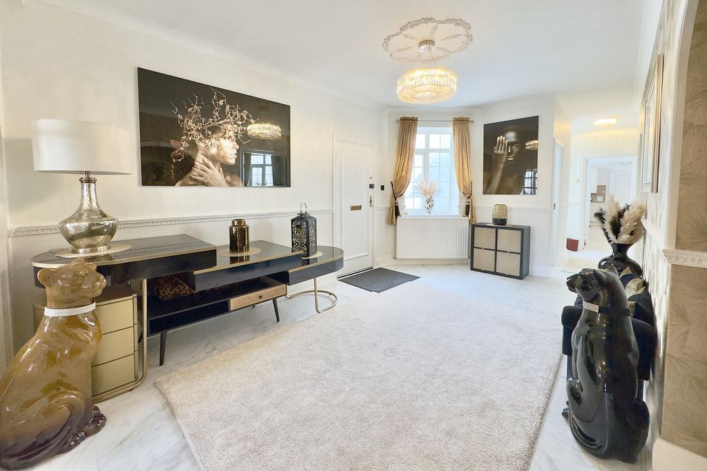 Additional image 5 of 5 bed flat for saleBath Road, Bournemouth BH1