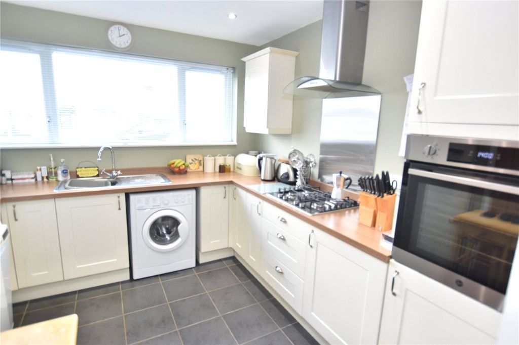 Property photo 3 of 12 Picture No. 14