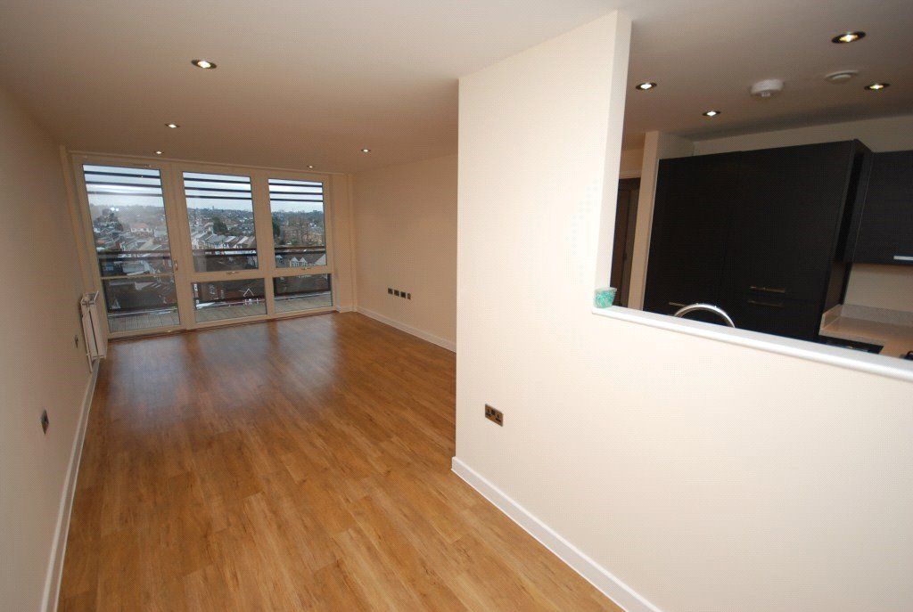 Property photo 3 of 11 Picture No. 01