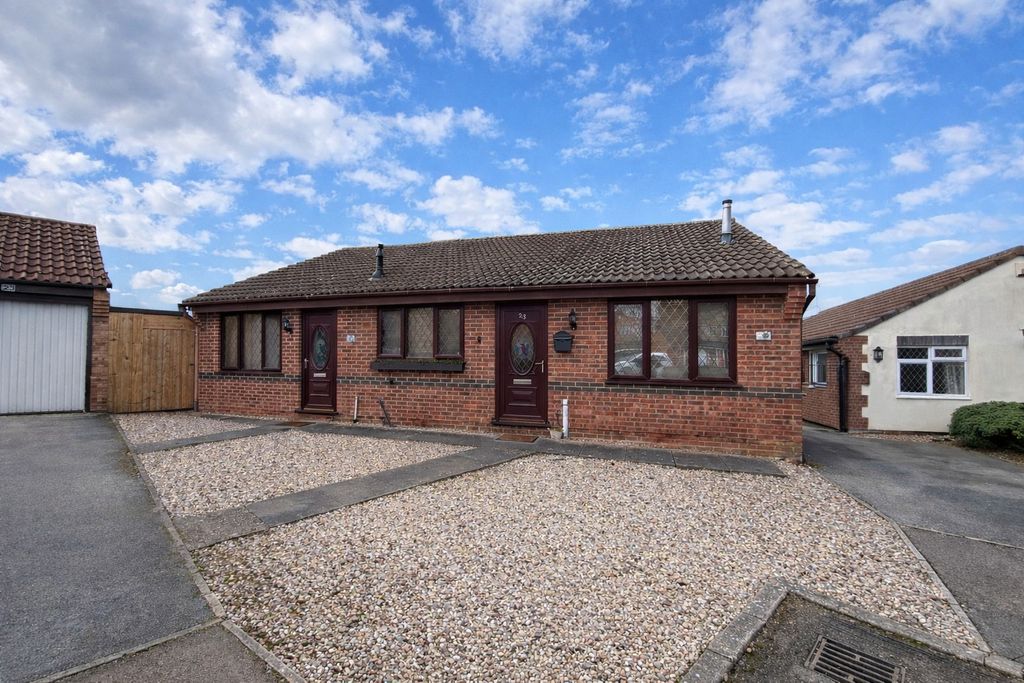 Property photo 1 of 2