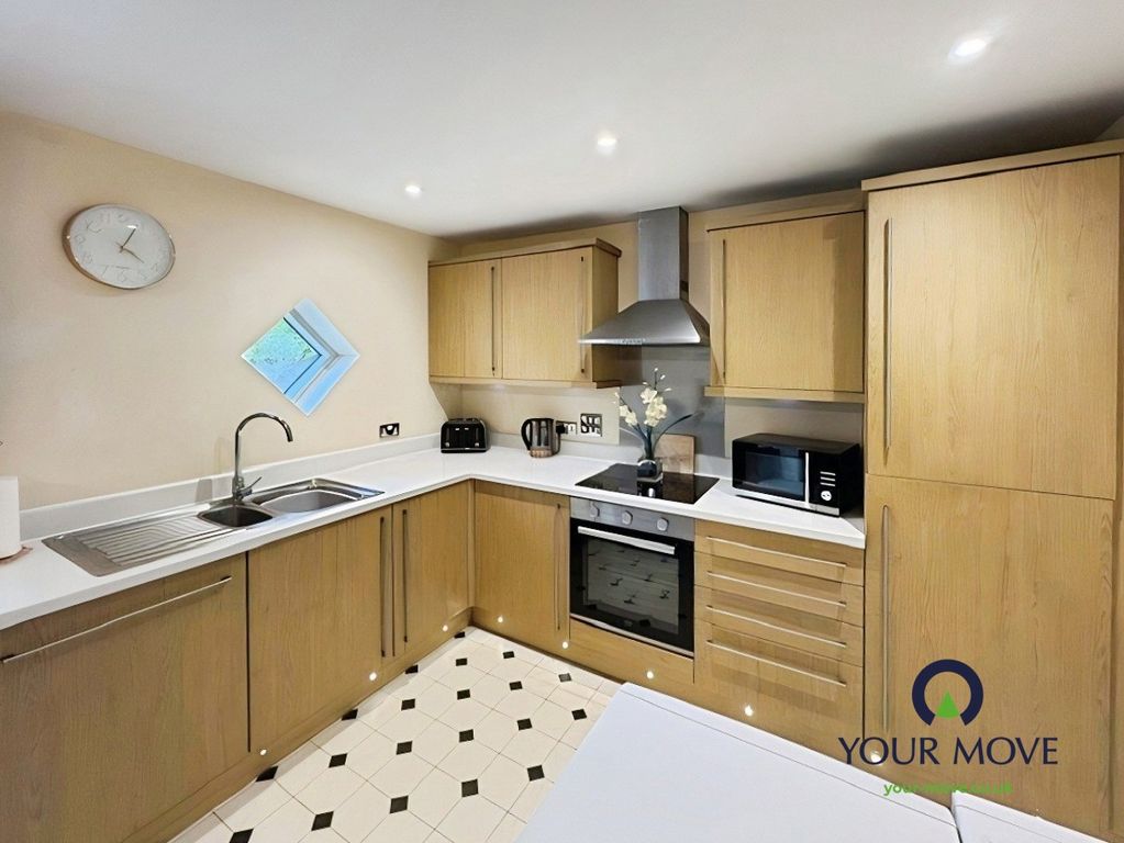 Property photo 2 of 15 Pbox-Img.Jpg