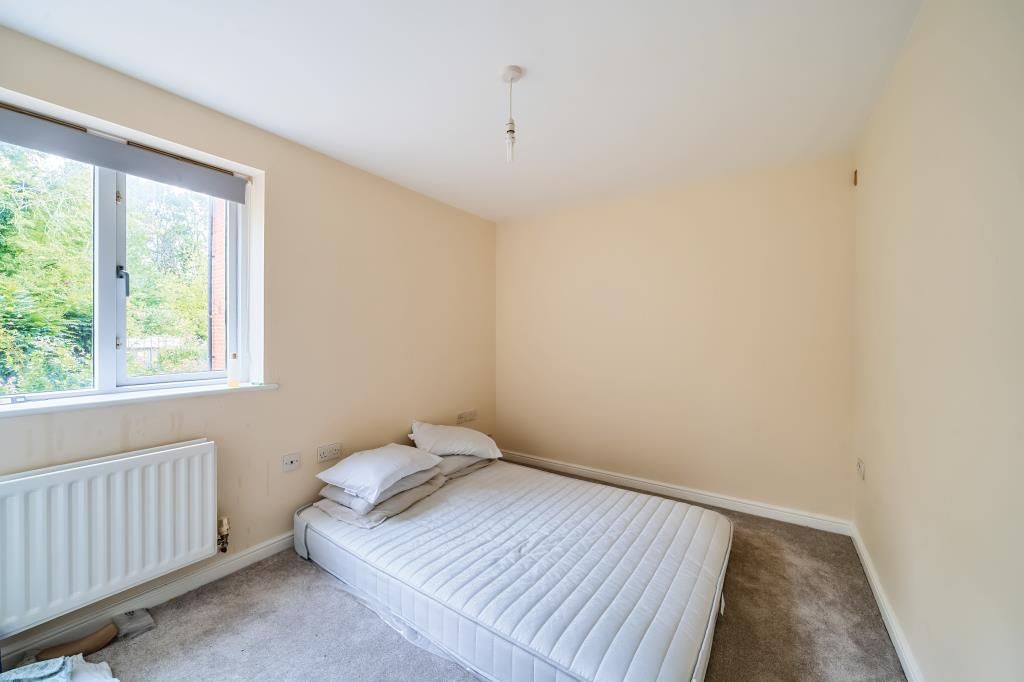 Property photo 3 of 9 Bedroom