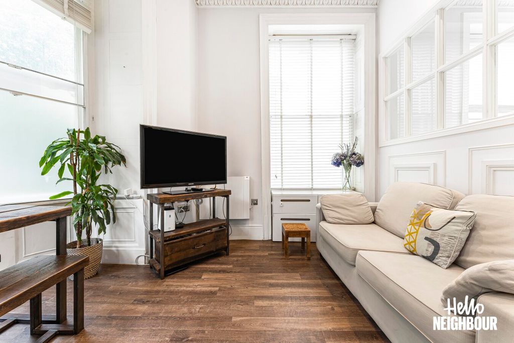 Property photo 2 of 14 Photo 1