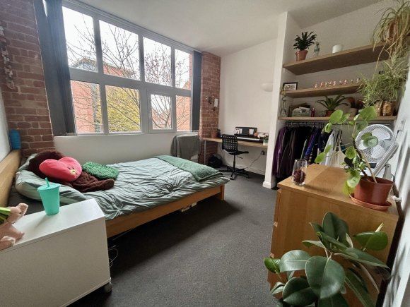 Property photo 3 of 19 8692785.Jpg