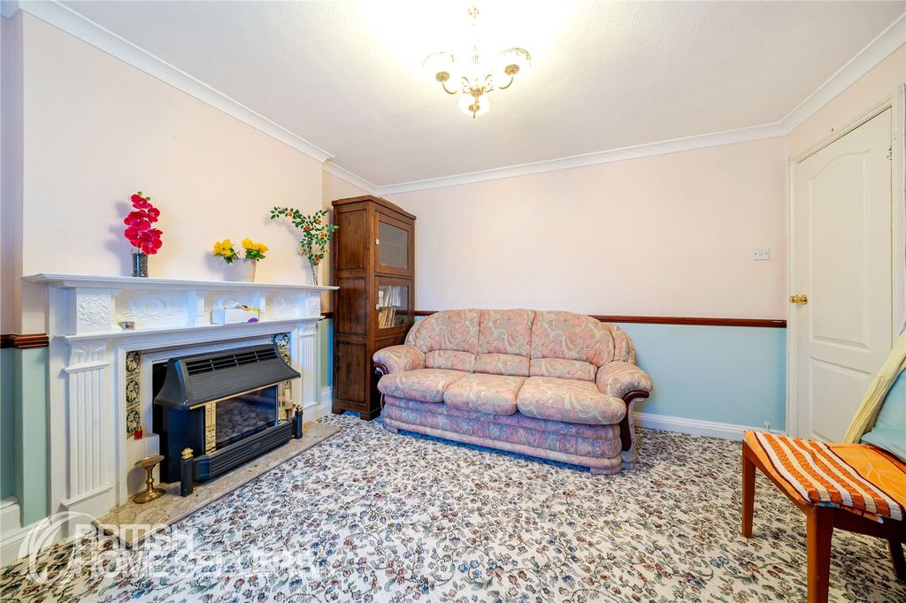 Property photo 2 of 18 Picture No. 05