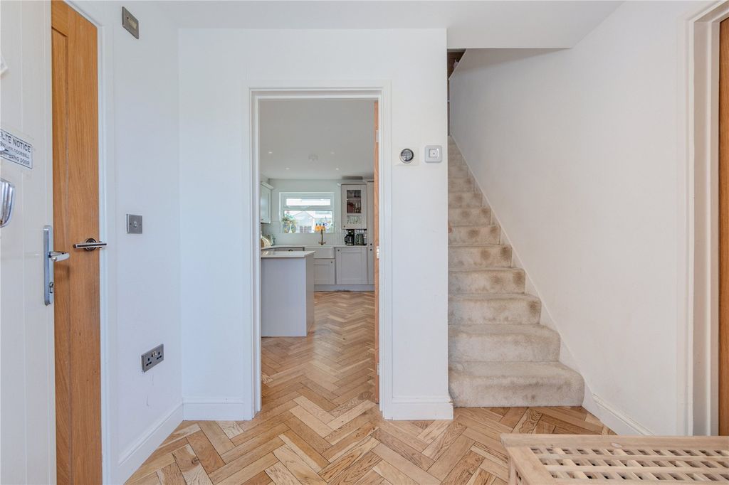 Property photo 3 of 27 Picture No. 04