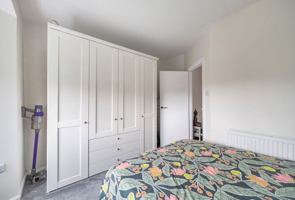 Property photo 3 of 13 1376689-13-691305...