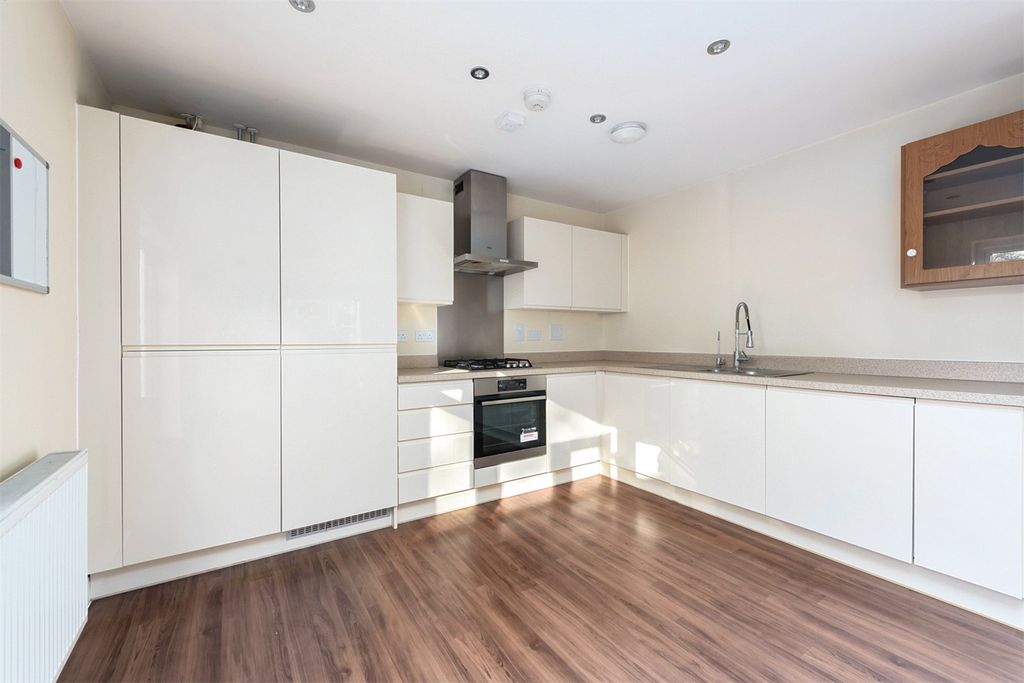 Property photo 2 of 15 Picture No. 20