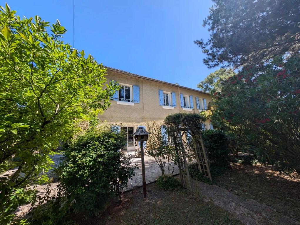 Property photo 1 of 15 Main Exterior View