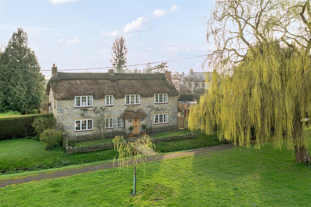 Property photo 1 of 19