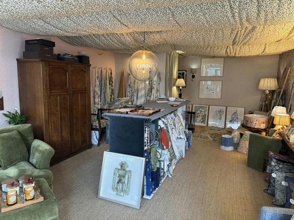 Property photo 2 of 6 Img_6195.Jpeg