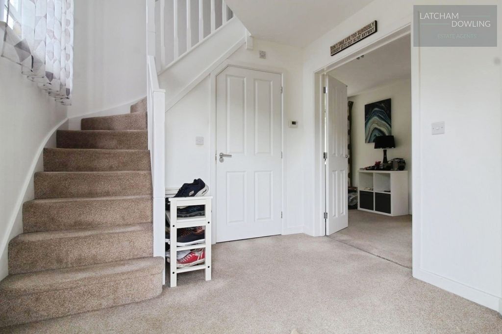 Property photo 2 of 22 Pbox-Img.Jpg