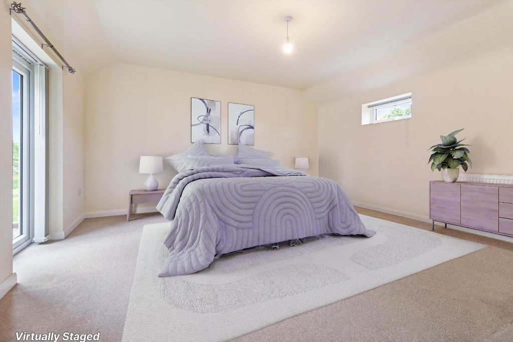 Property photo 2 of 30