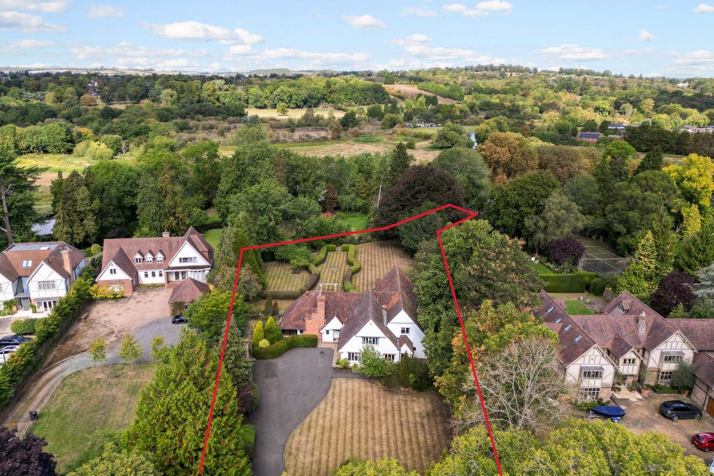 Property photo 3 of 19