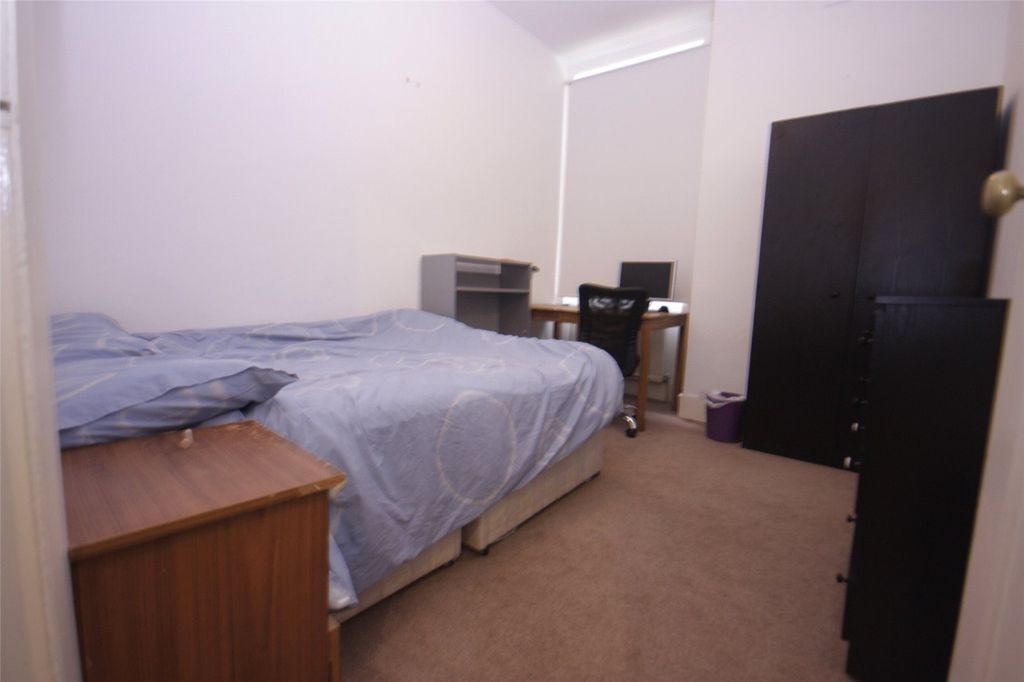Property photo 3 of 8 Picture No. 02