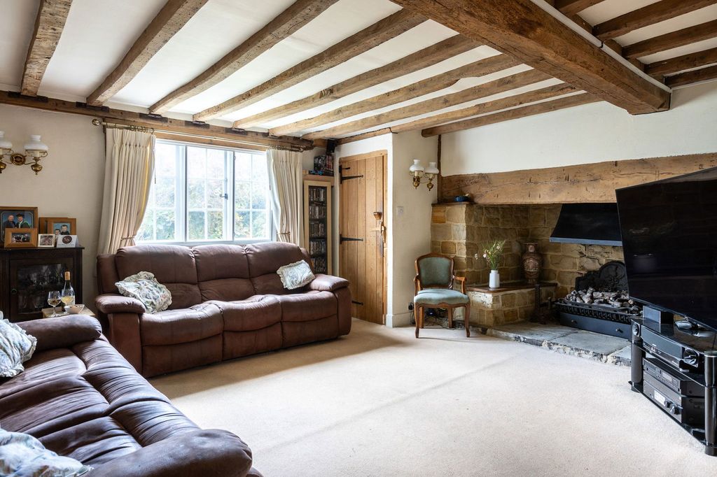 Property photo 3 of 19