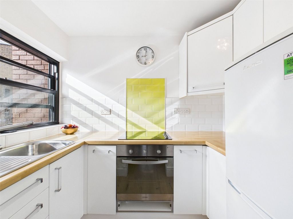 Property photo 2 of 5 Picture No. 07