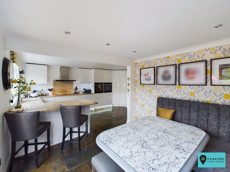 Property photo 3 of 25 Kitchen/Diner