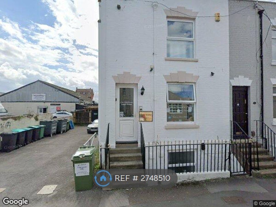 Property photo 1 of 3