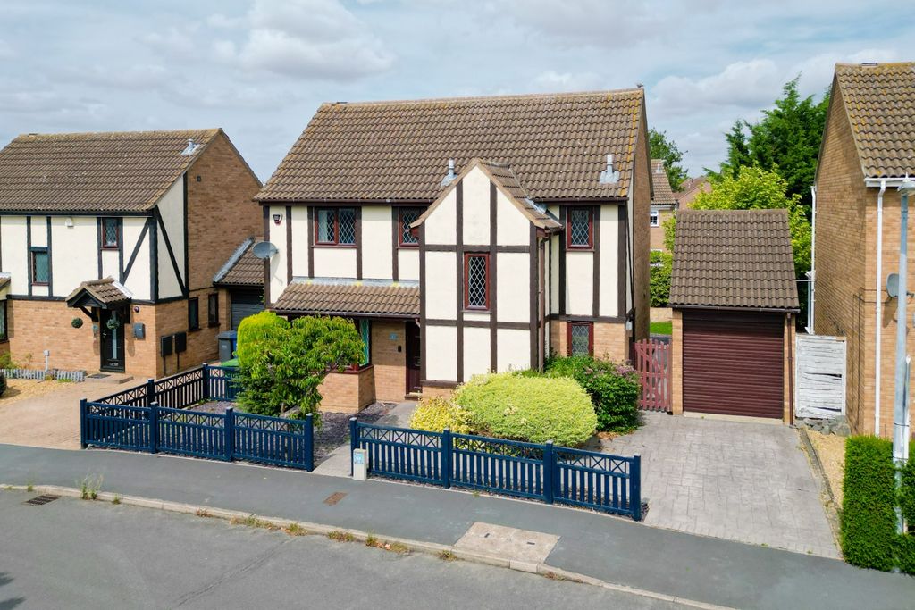 Property photo 1 of 16 4403191
