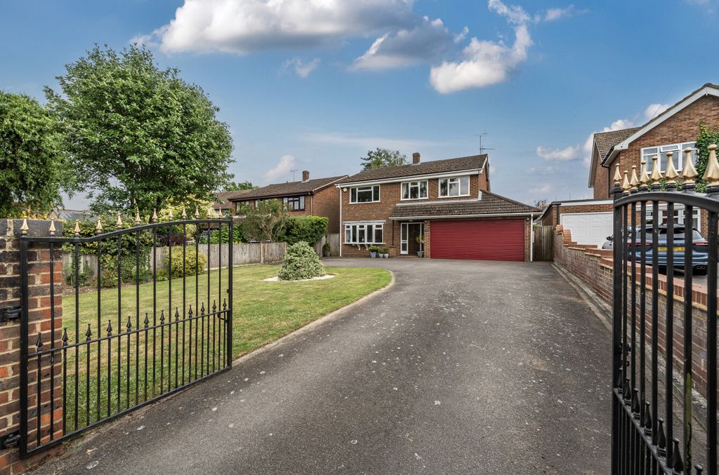 Property photo 1 of 28 1309927-4-684c9Ab...