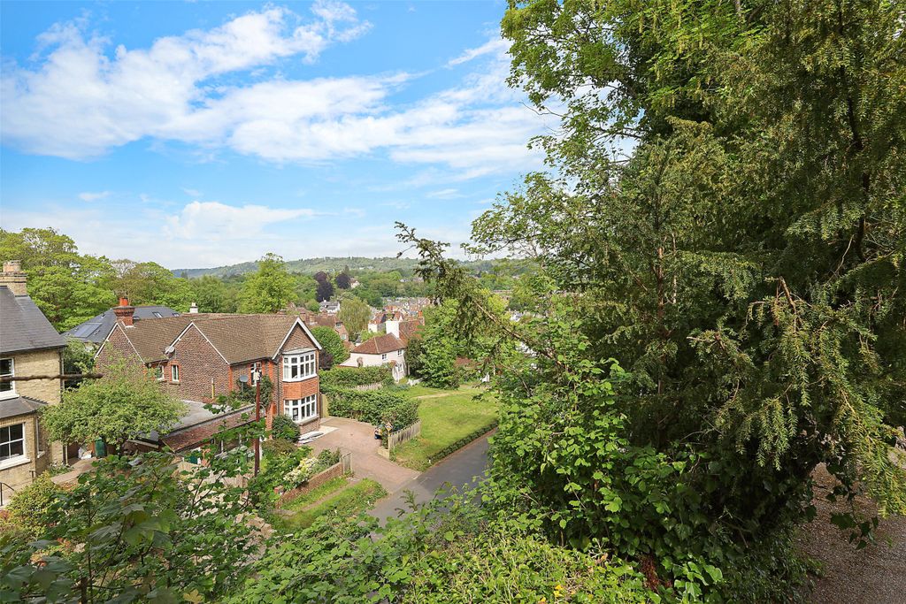 Property photo 1 of 16 Picture No. 24
