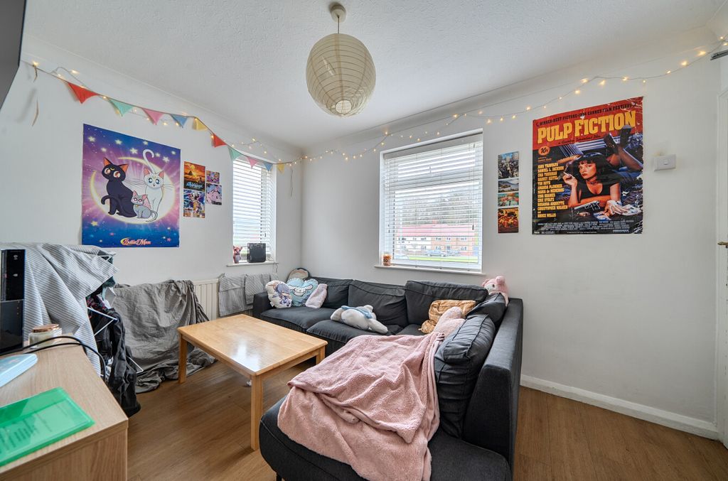 Property photo 3 of 11 1434472-9-69c28F9...