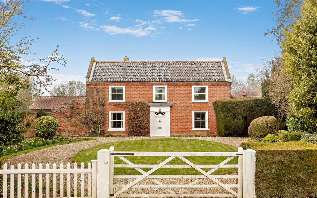 Property photo 1 of 27 The Mill House
