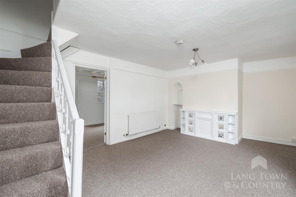 Property photo 2 of 10 0019.Jpg