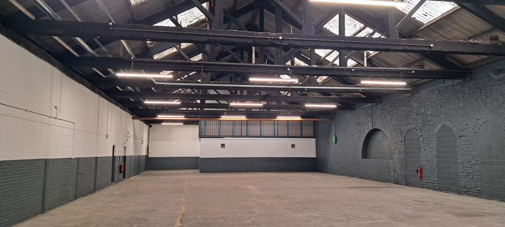 Property photo 3 of 3 Internal Space