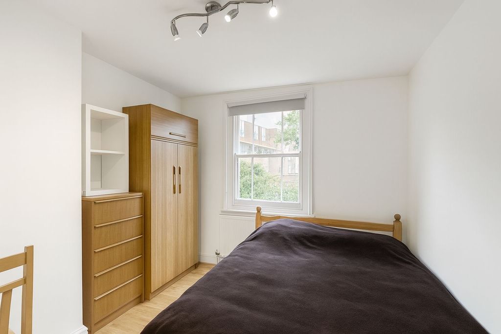Property photo 2 of 4