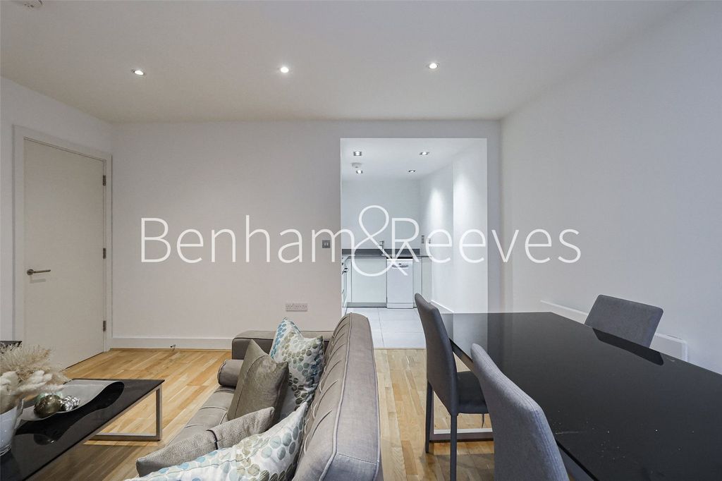 Property photo 3 of 9 Picture No. 08