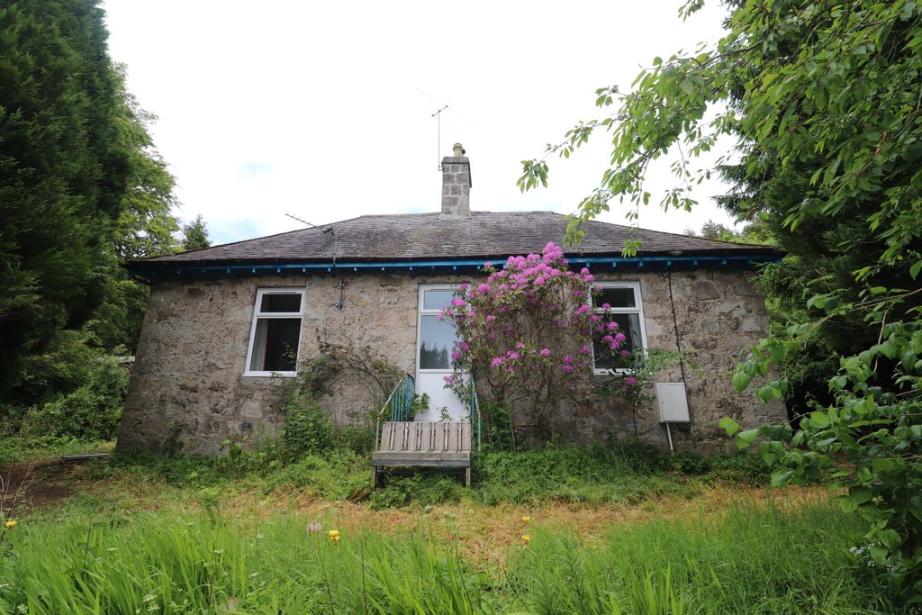 Property photo 2 of 19 Photo 2