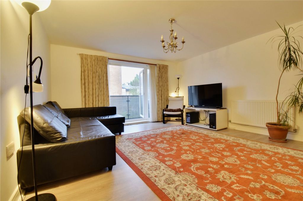 Property photo 2 of 12 Picture No. 08