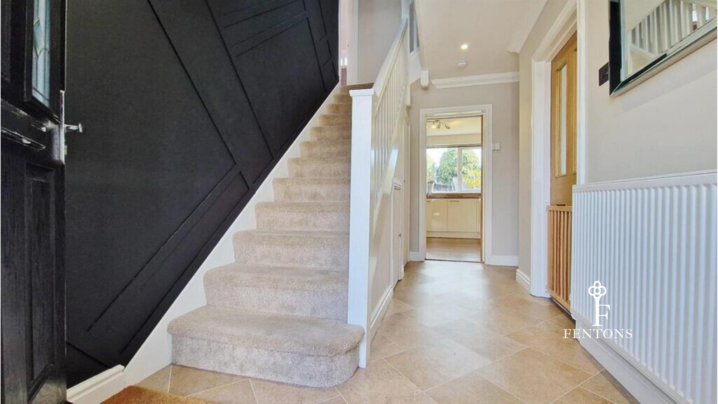 Property photo 3 of 36 Hallway