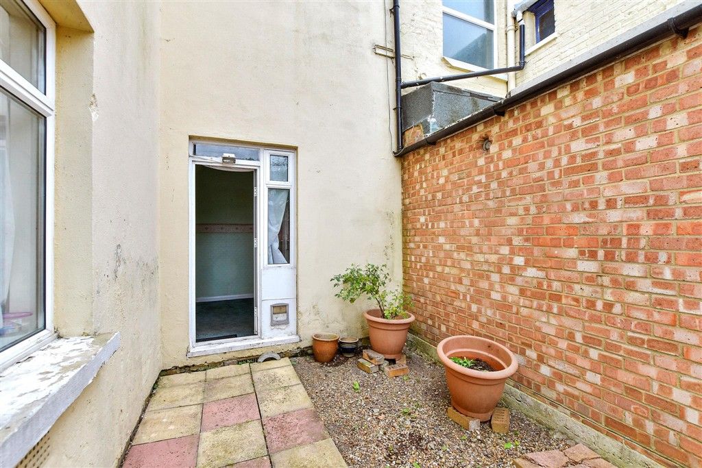 Property photo 2 of 12 Patio / Decking