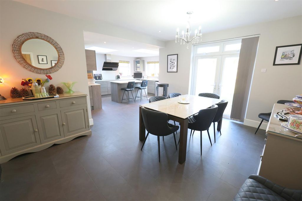 Property photo 3 of 39 Kdi.Jpg